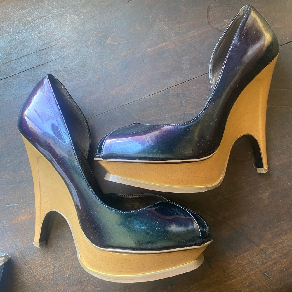 Jessica Simpson iridescent heels - size 8